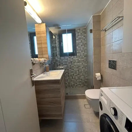 Apartment Levayia