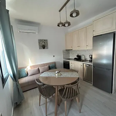 Levayia Appartamento